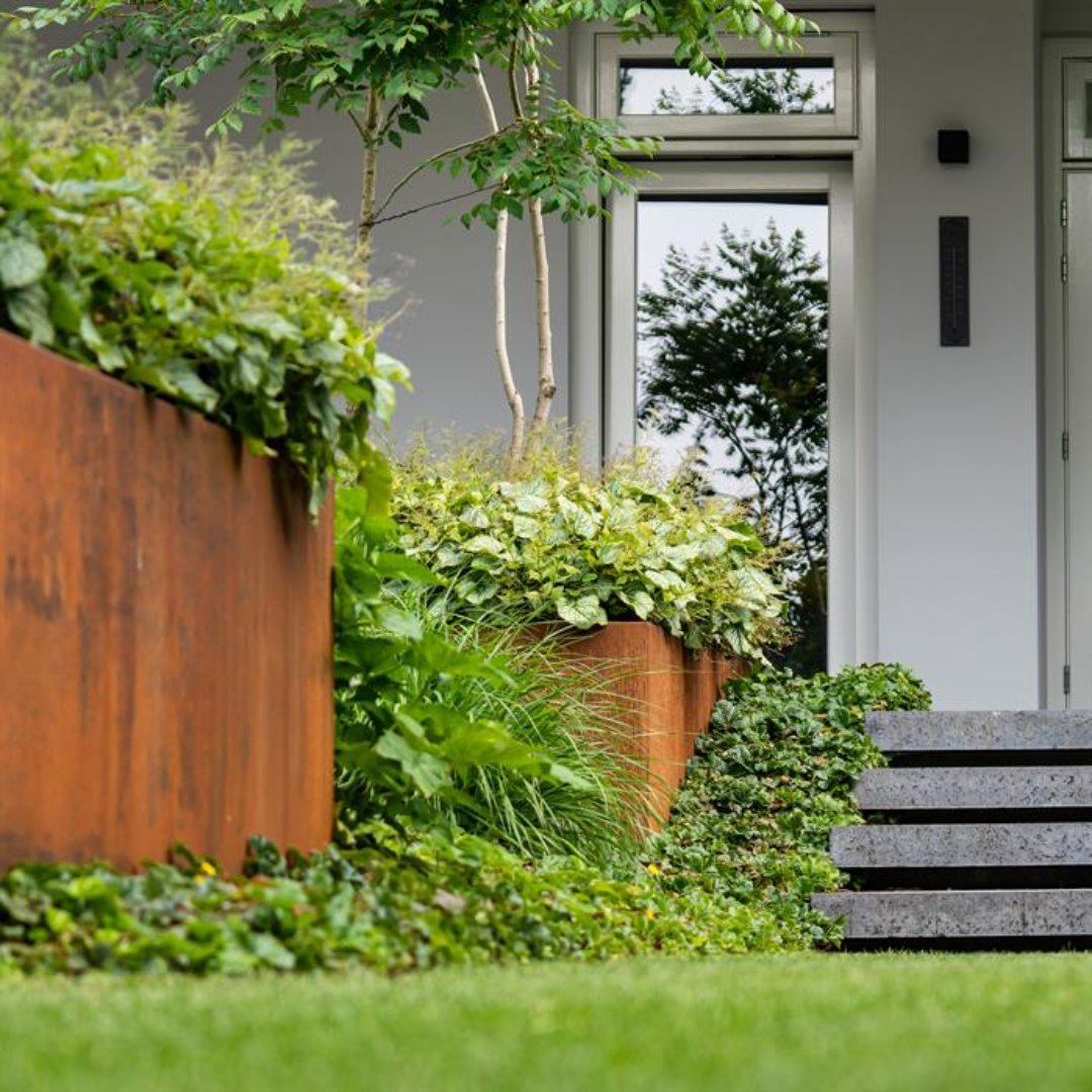 Adezz _ Corten Steel - Outside Corner - Retaining Walls