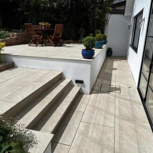 Paving Superstore _ Porcelain 'Select Range' County Crema - BULLNOSE STEPS & COPING