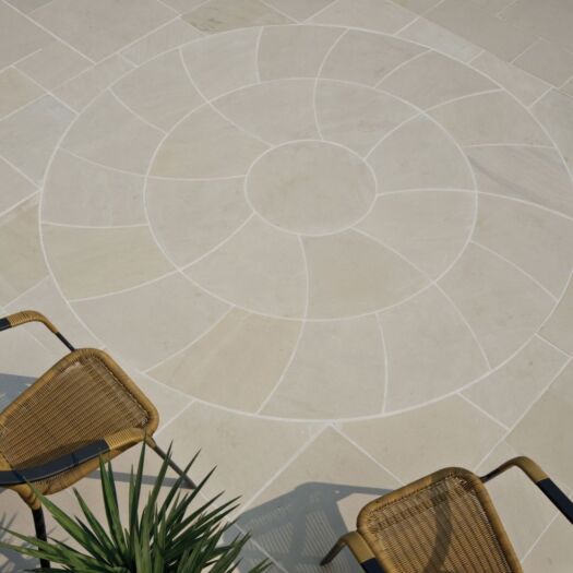 *Clearance*Strata Paving _ Sawn & Honed Sandstone 'Elegance' Rimini Arc - PAVING CIRCLE FEATURE KITS